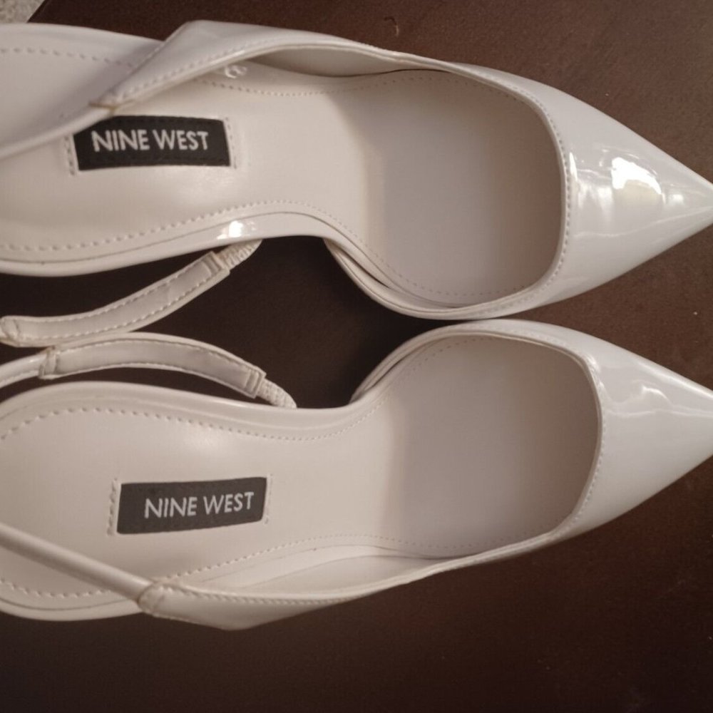 Nine West WNMOLLIE3 Slingbacks
